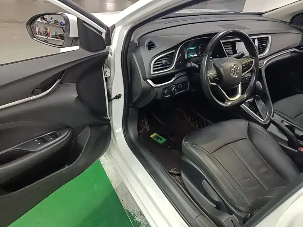 Фото 16 - Buick Excelle