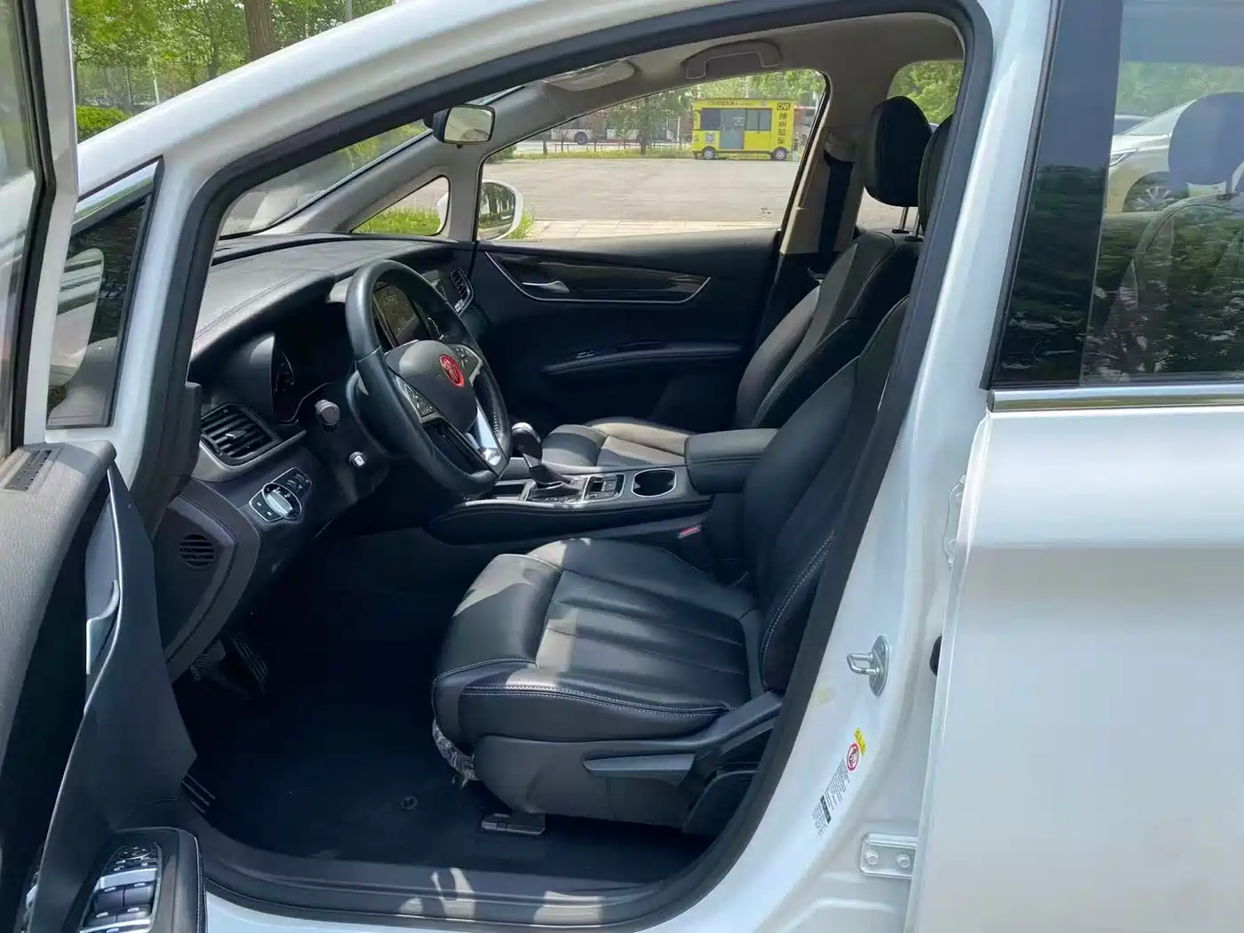 BYD Song MAX 2017 1.5T Auto Smart Elite 7-Seater фото 8