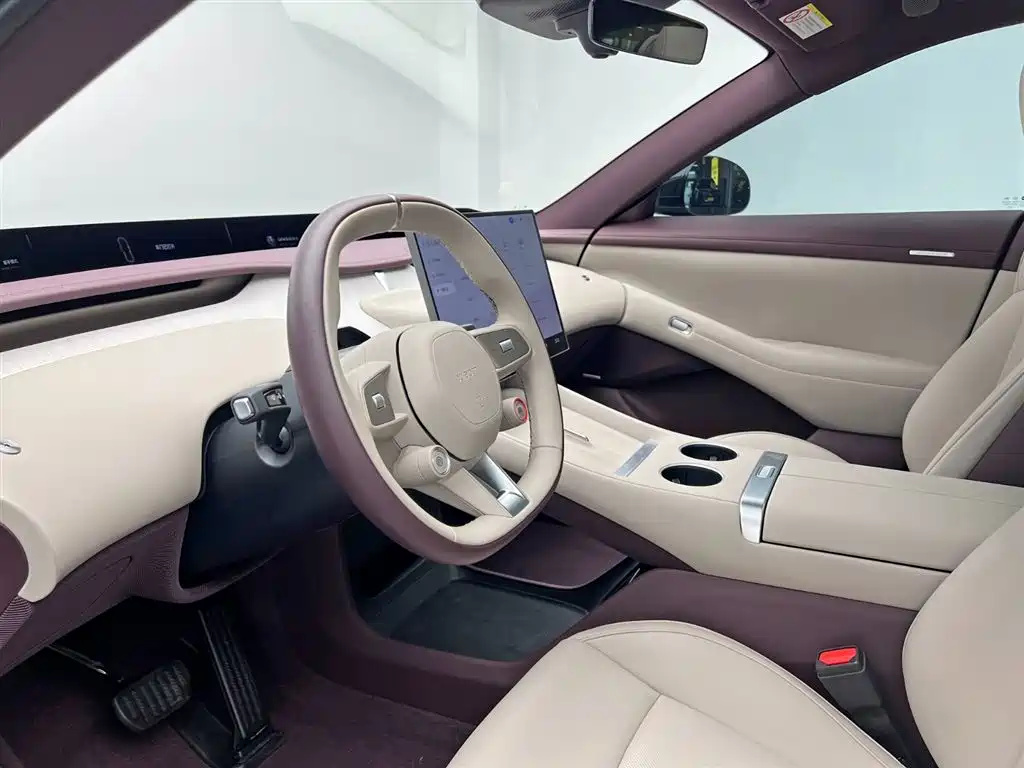 Xiaomi Auto Xiaomi YU7 2025 Extended Range AWD Pro фото 15
