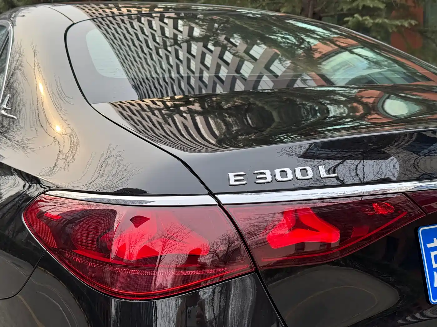 Mercedes-Benz E-Class 2024 Model E 300 L Luxury фото 28