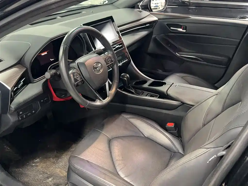 Toyota Avalon 2023 2.0L Premium Selection фото 8