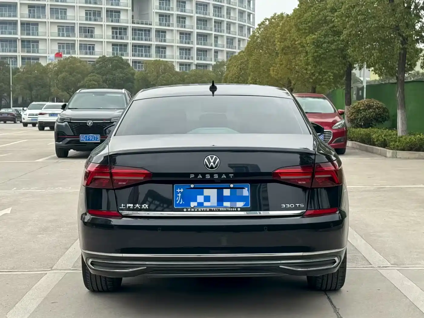 VOLKSWAGEN PASSAT