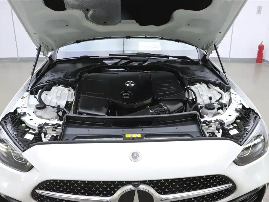 Mercedes-Benz C-Class 2023 Facelift C 260 L фото 30