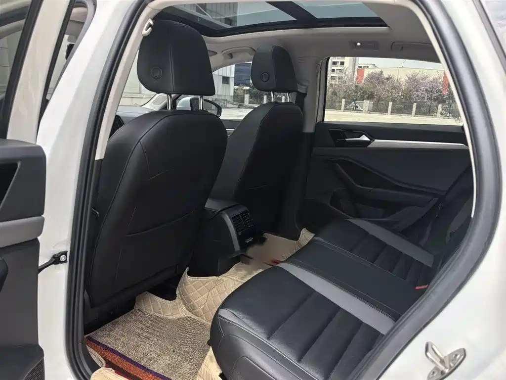 Volkswagen Sagitar 2021 280TSI DSG Comfort Smart Connect Edition фото 18