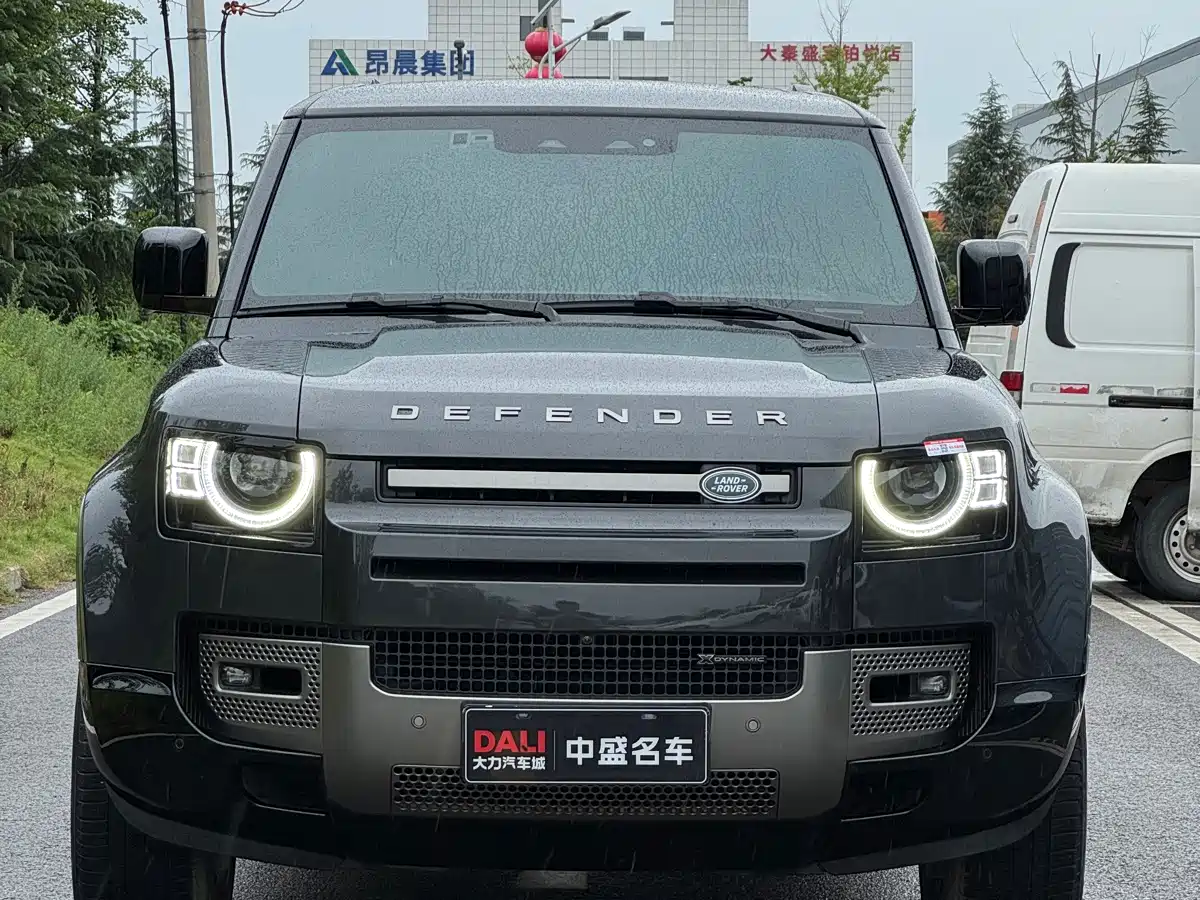 Фото 2 - Land Rover Defender