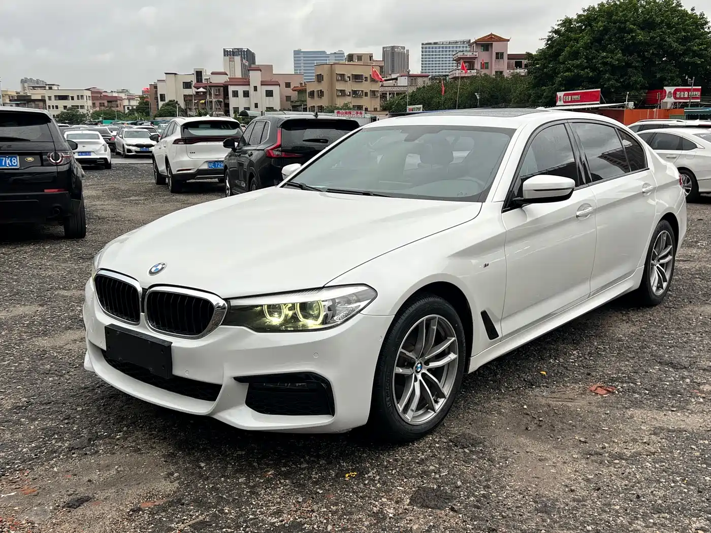 BMW 5 Series 2019 525Li M Sport Package фото 3
