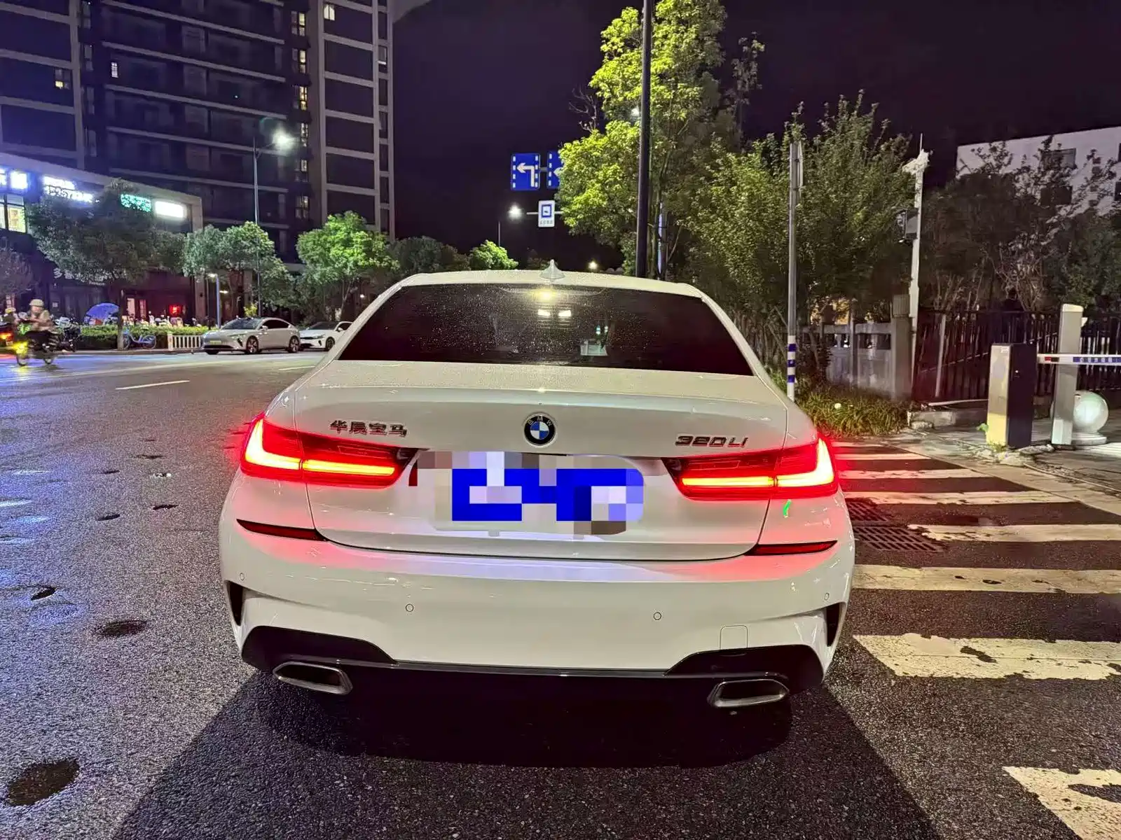 Фото 9 - BMW 3 Series