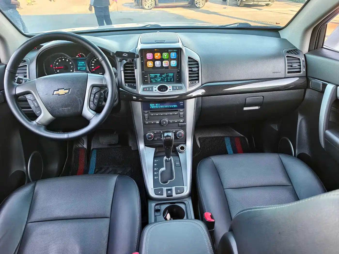 Chevrolet Captiva 2015 2.4L AWD Flagship 7-Seater фото 9