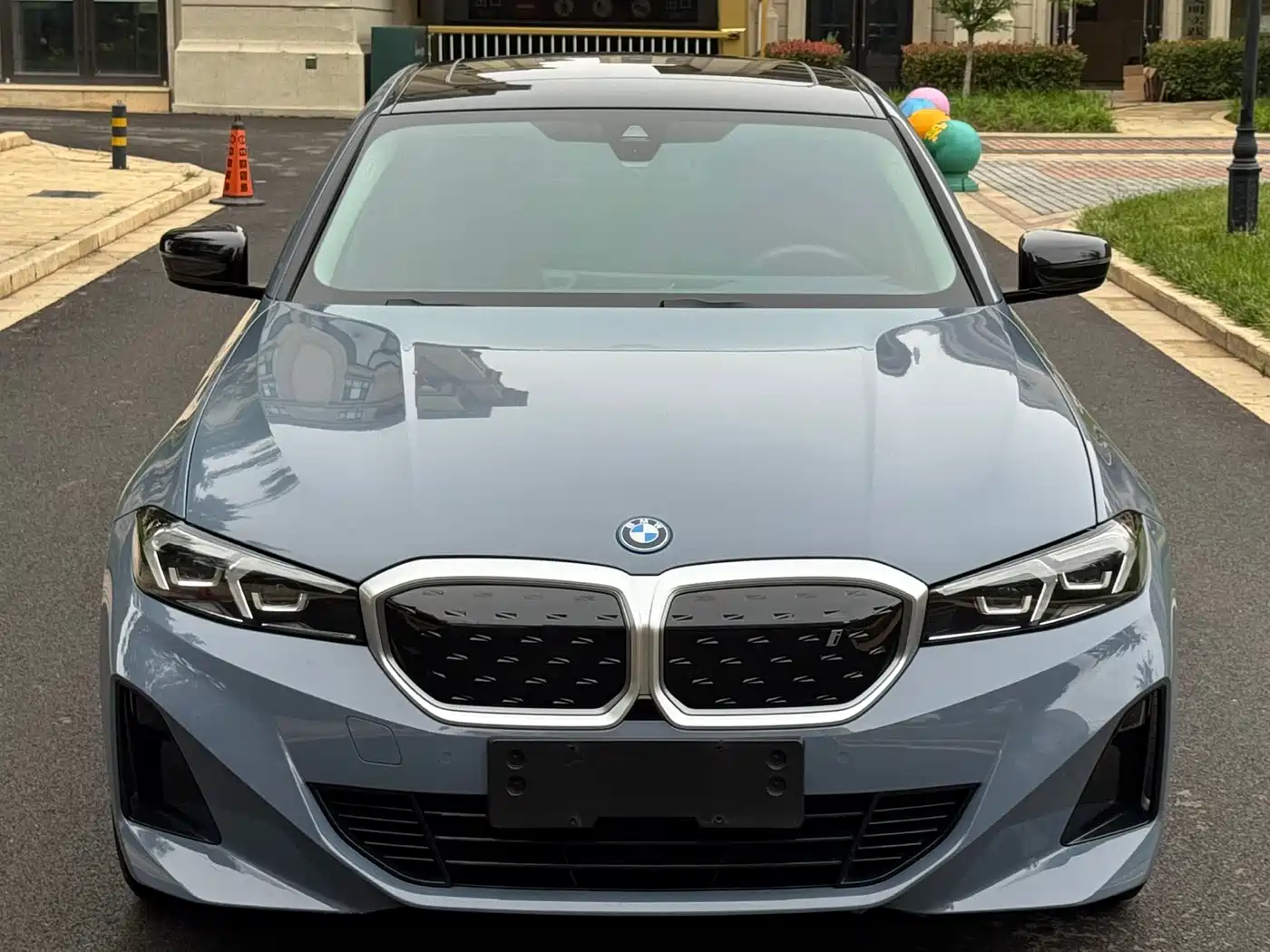 BMW i3 2024 eDrive 35 L фото 2