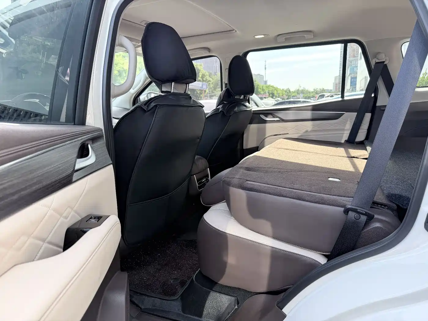 Dongfeng Fengdu Paladin 2023 Model 2.0T 4WD Premium Edition фото 10