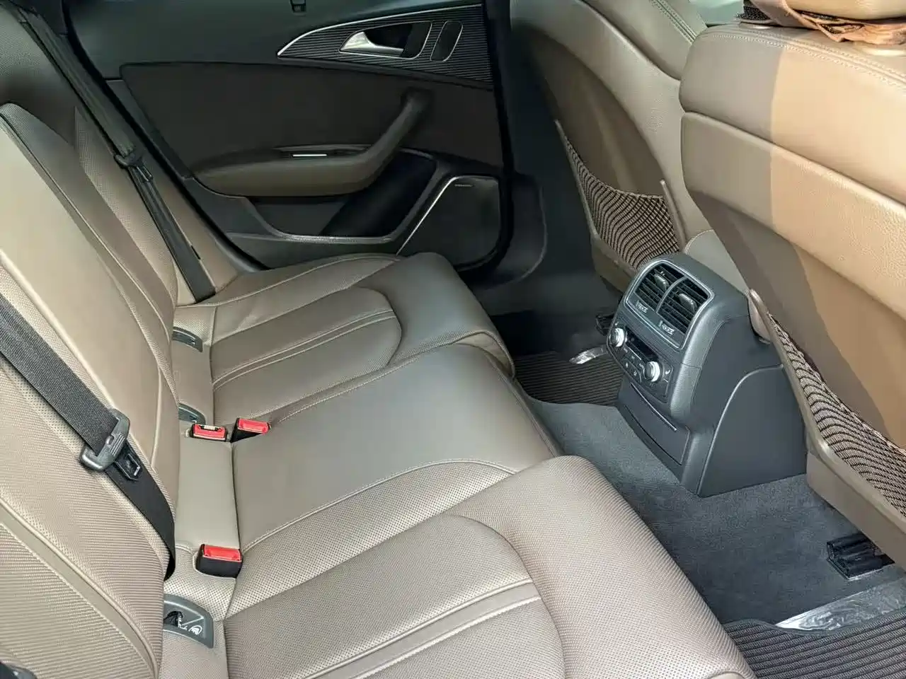 Audi A6 (Import) 2015 3.0T allroad quattro фото 17