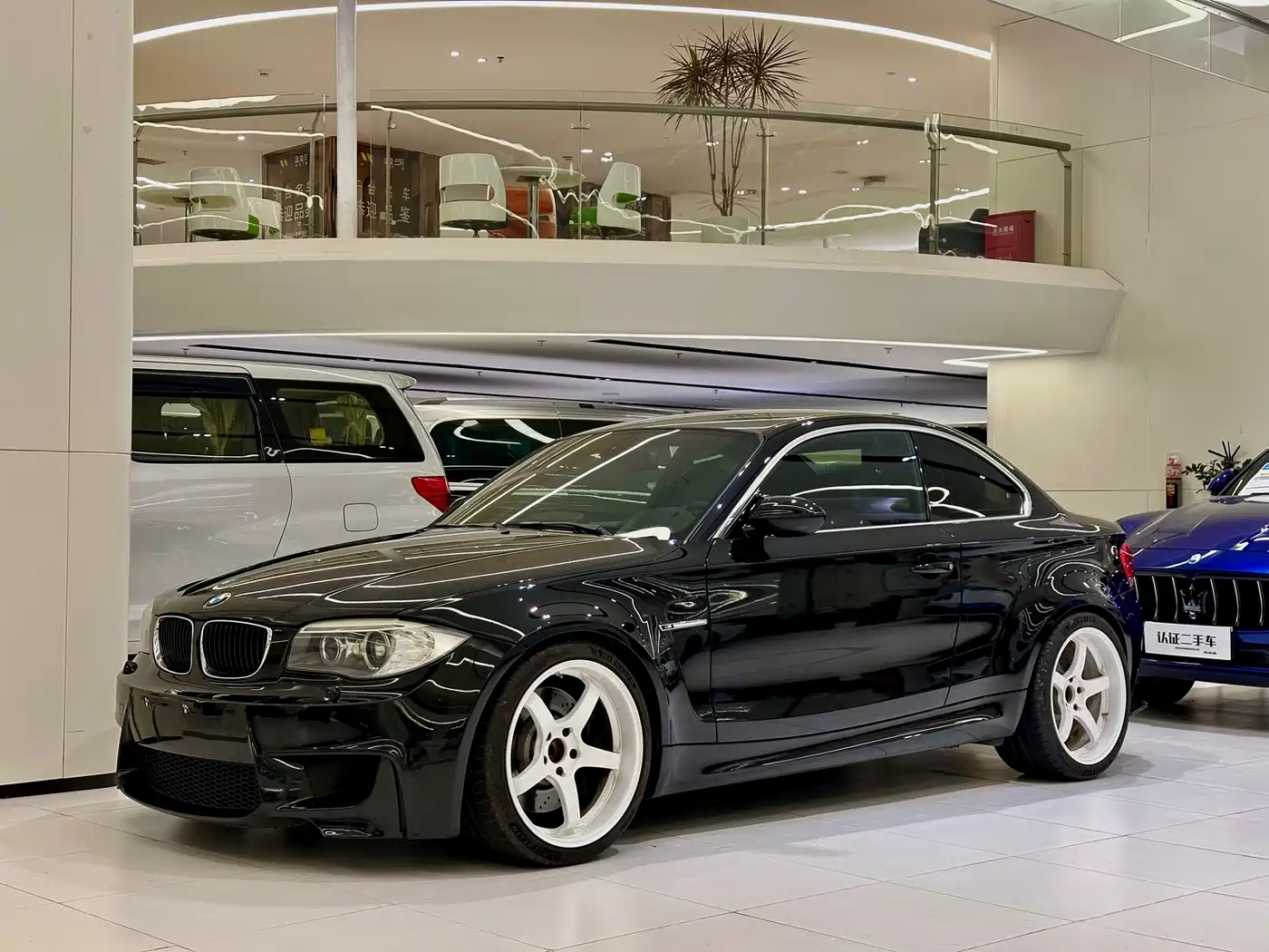 BMW 1 Series M 2012 2011 1M Coupe