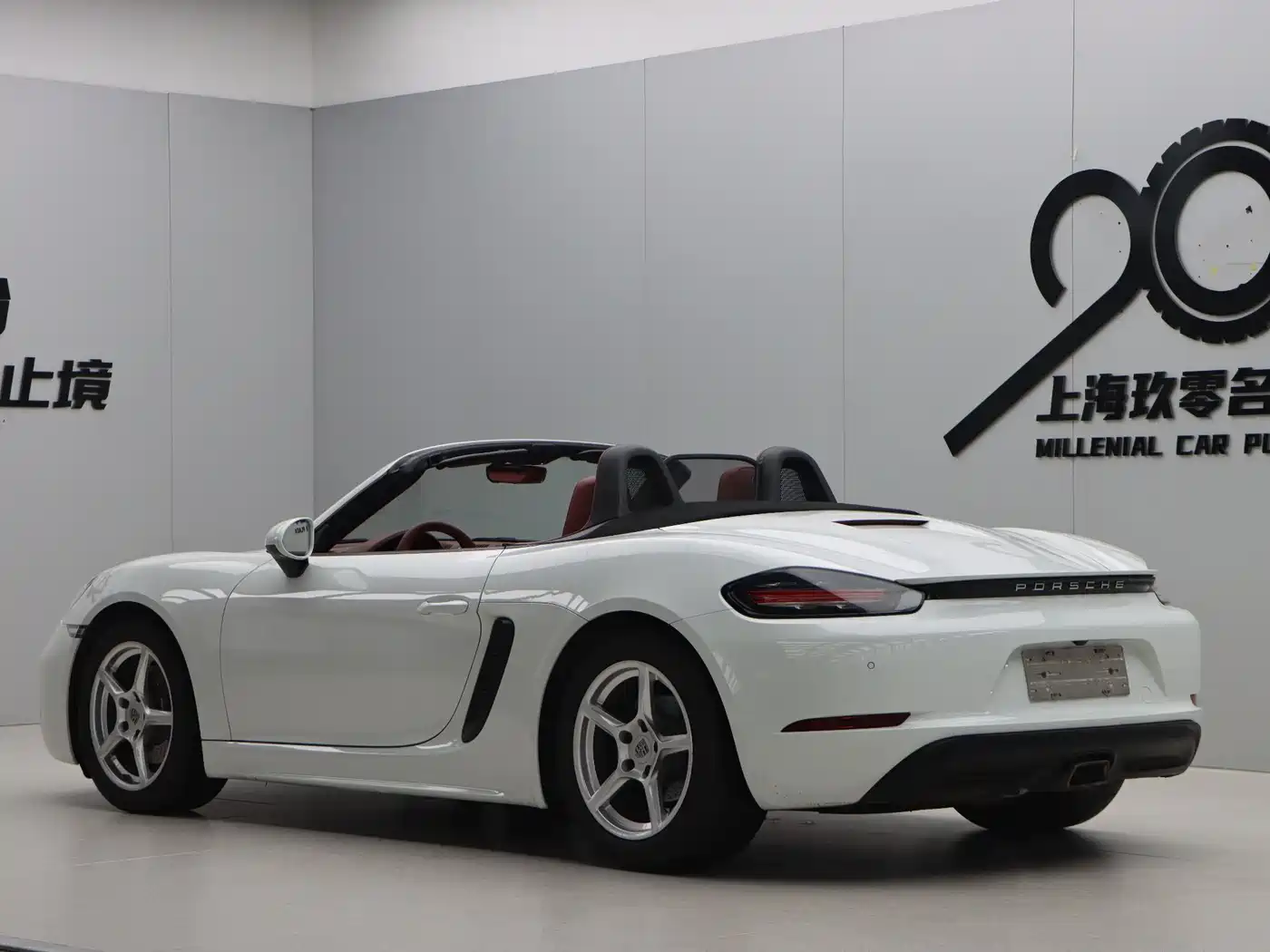 Porsche 718 2016 Boxster 2.0T фото 4