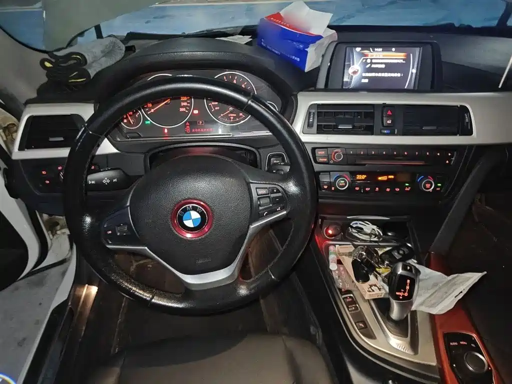 BMW 3 Series 2015 320Li Super Joy Fashion фото 3