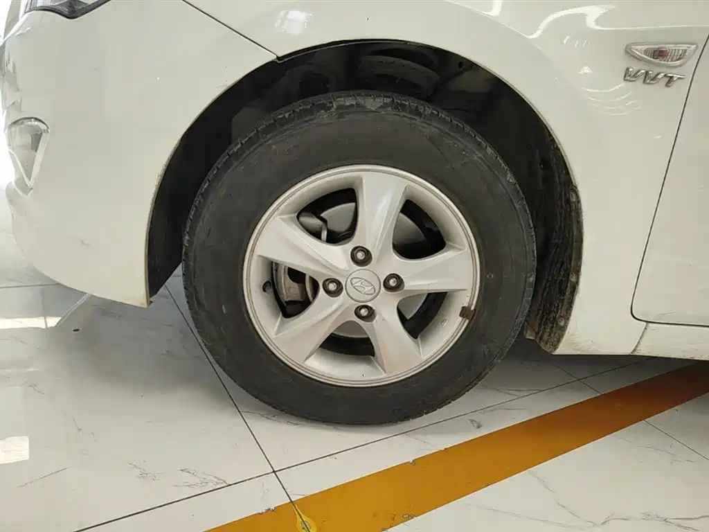 Hyundai Verna 2014 1.4L Automatic Smart GLS фото 23