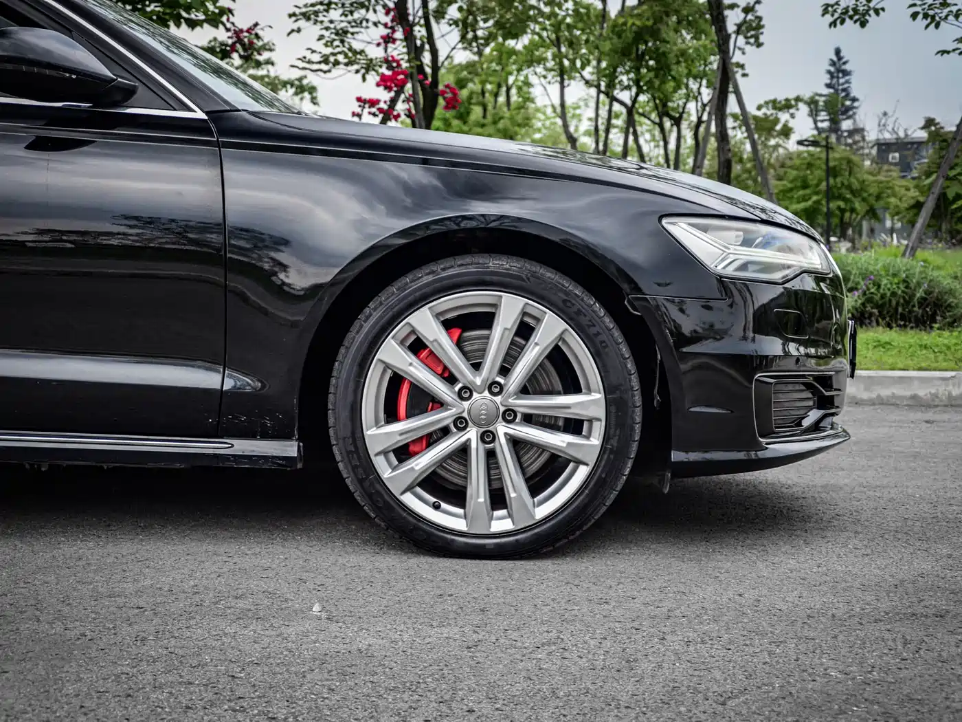 Audi A6L 2018 30th Anniversary 45 TFSI quattro Sport фото 8
