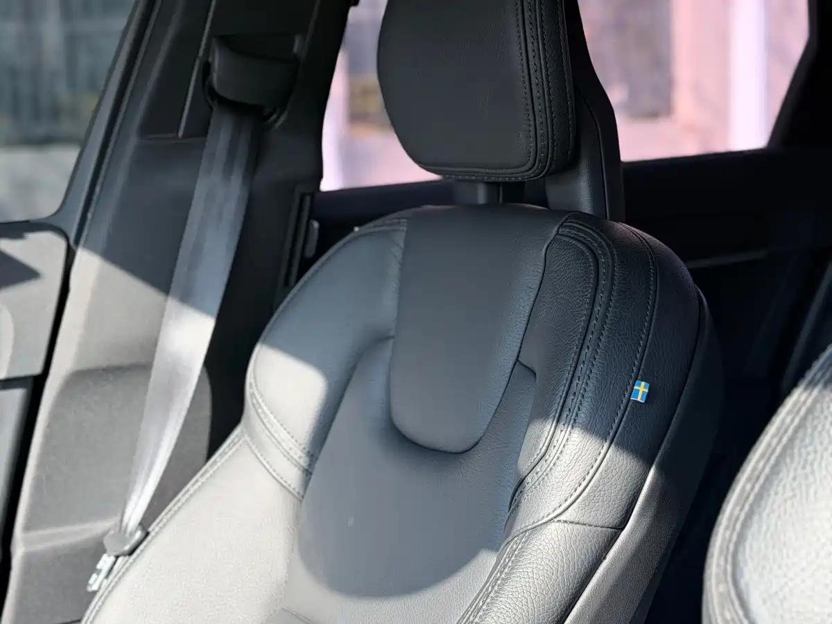 Volvo V90 2018 2017 Cross Country T5 AWD Smart Edition