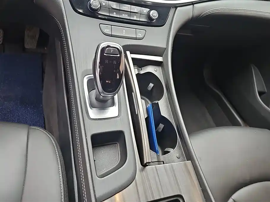 Buick LaCrosse 2021 652T Luxury Edition фото 16
