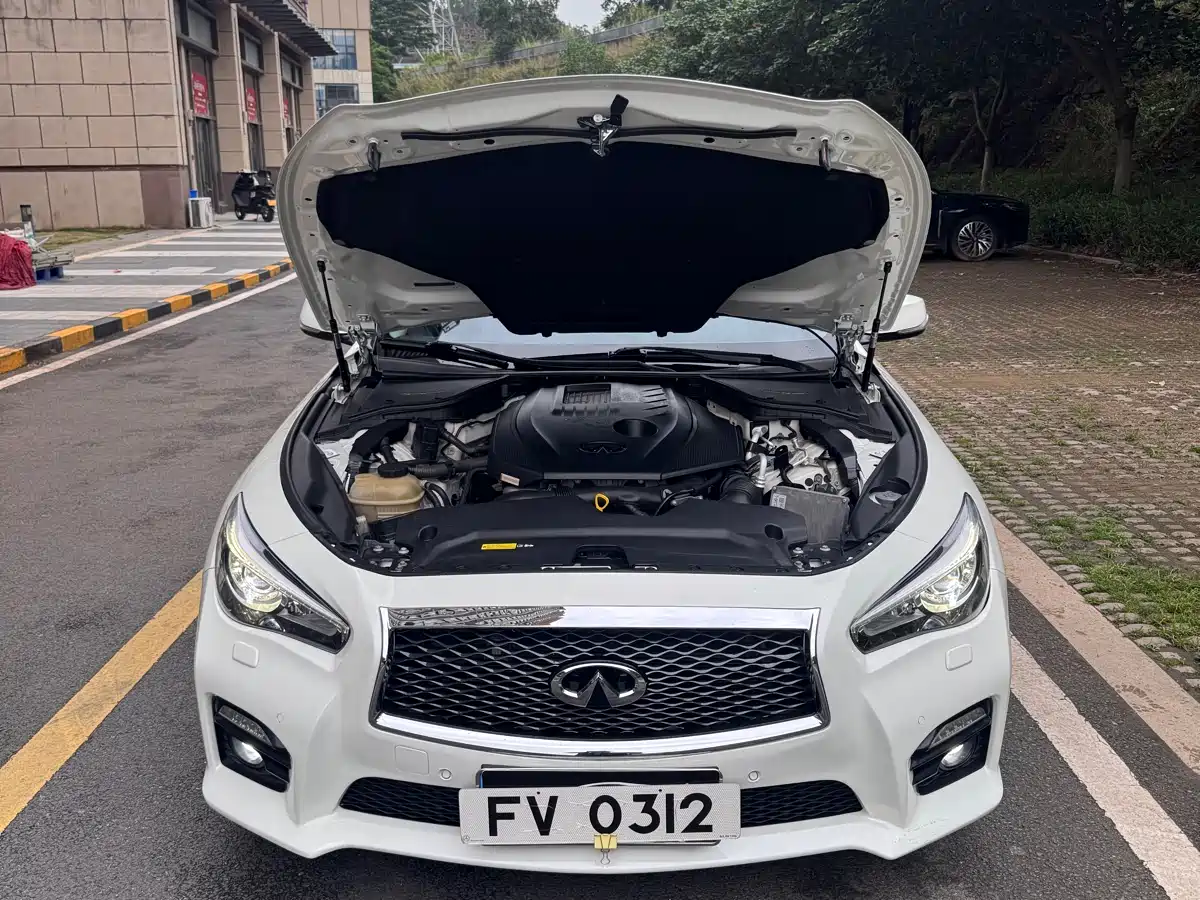 Infiniti Q50L 2015 2.0T Sport фото 18