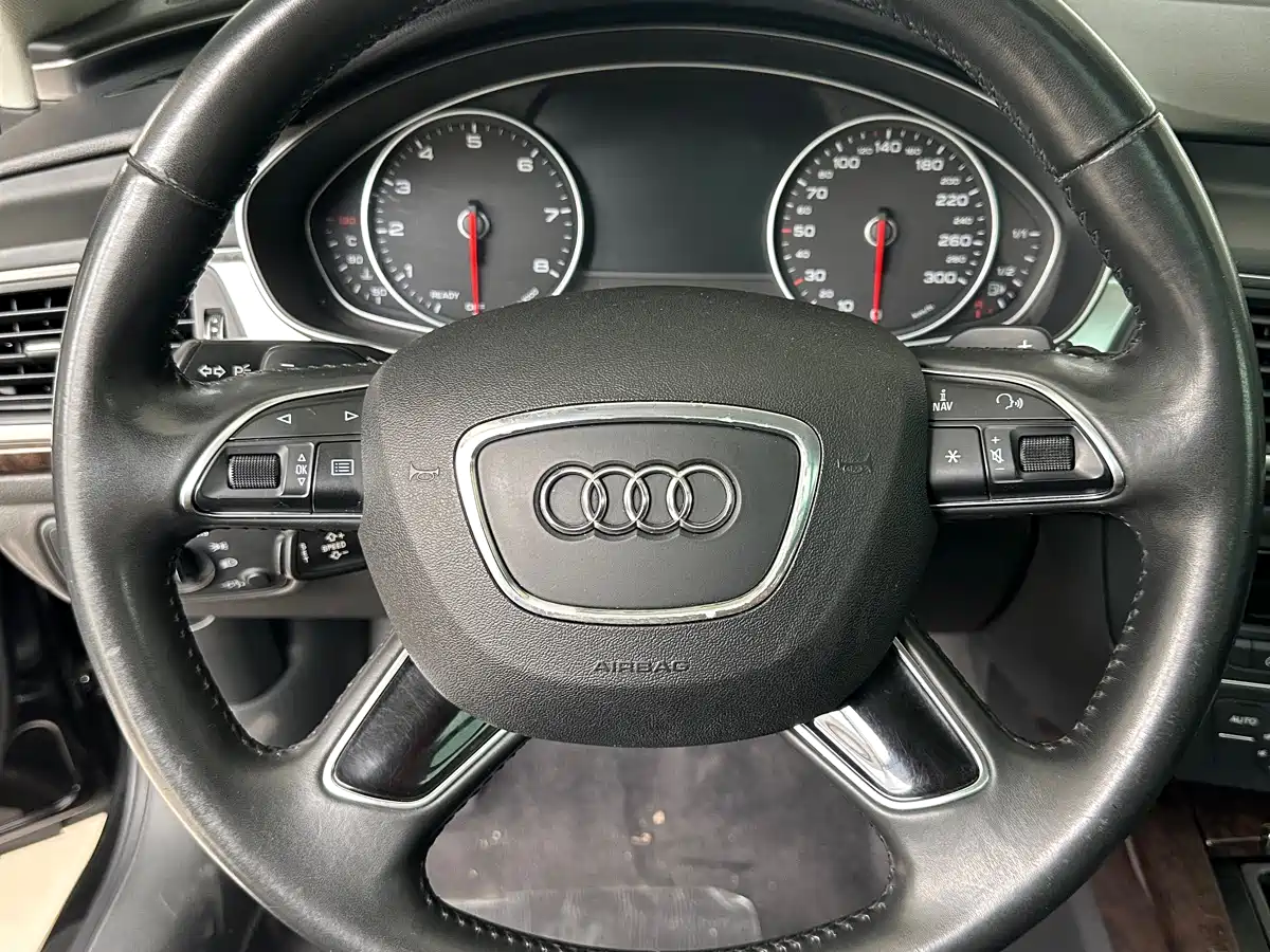 Audi A6L 2018 30th Anniversary 35 TFSI Fashion фото 13