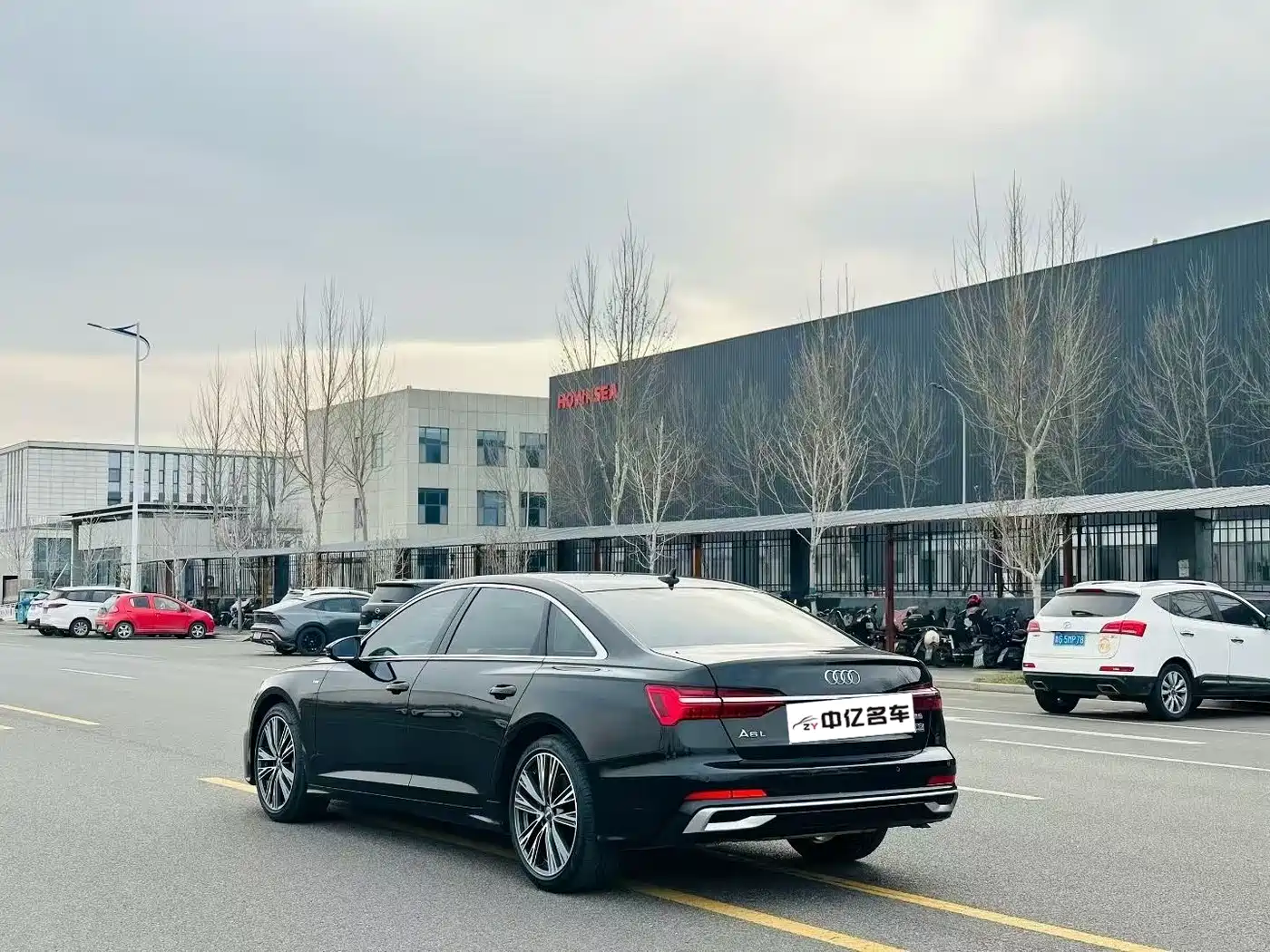 Audi A6L 2021 40 TFSI Luxury Sport фото 3