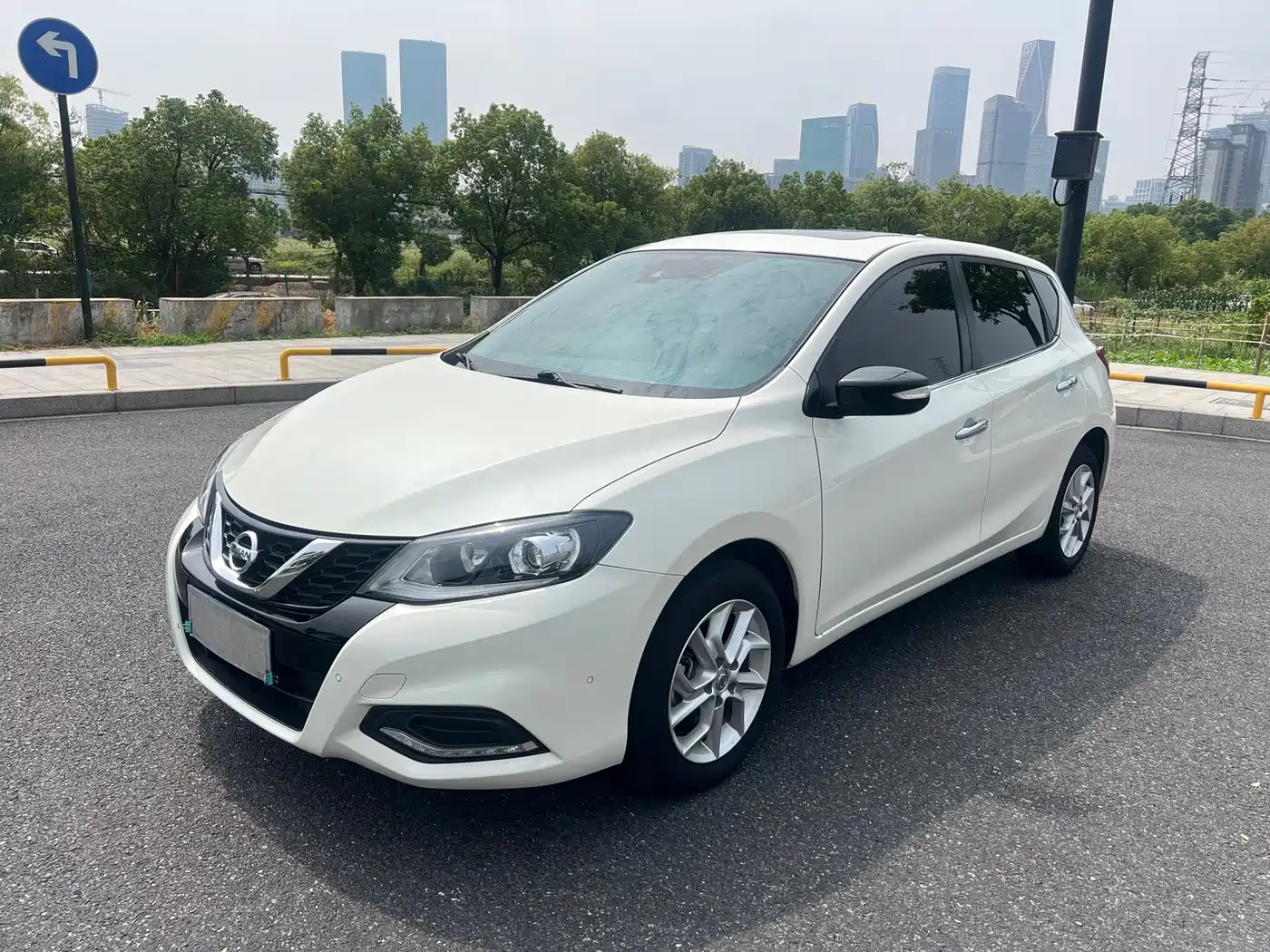 2025 Nissan Tiida