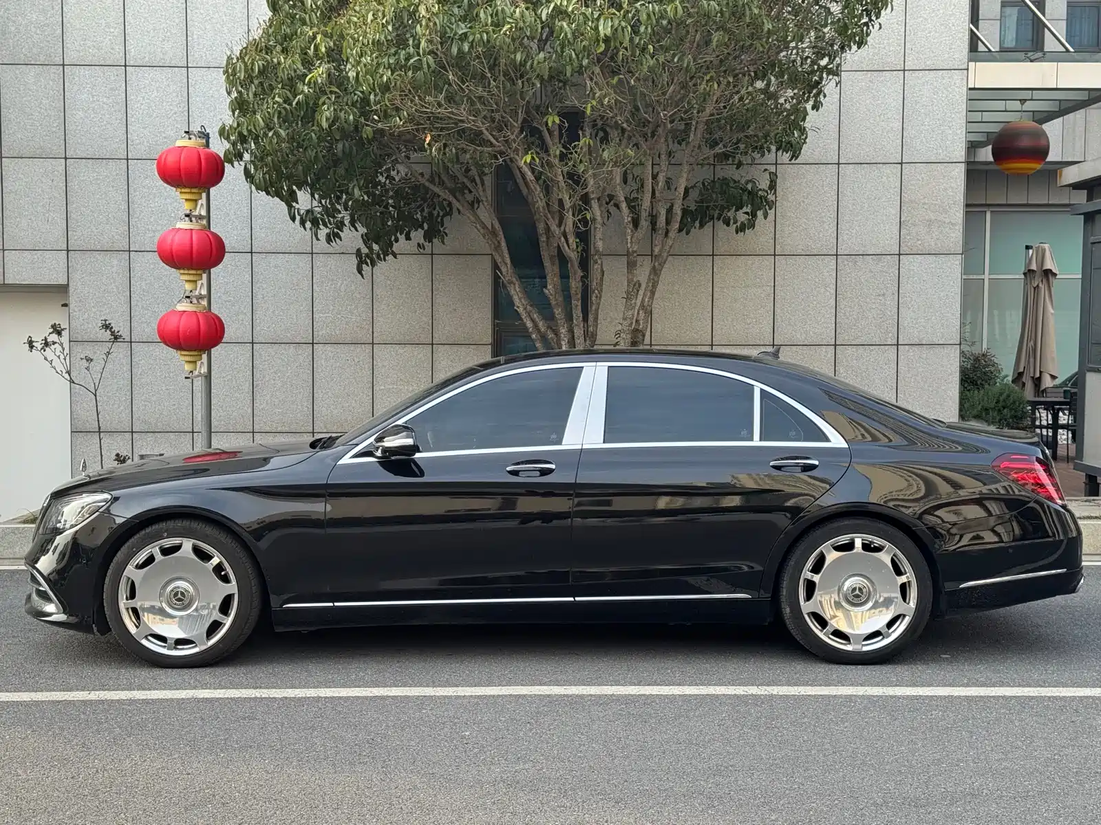 Photo 4 - Mercedes-Benz S-Class