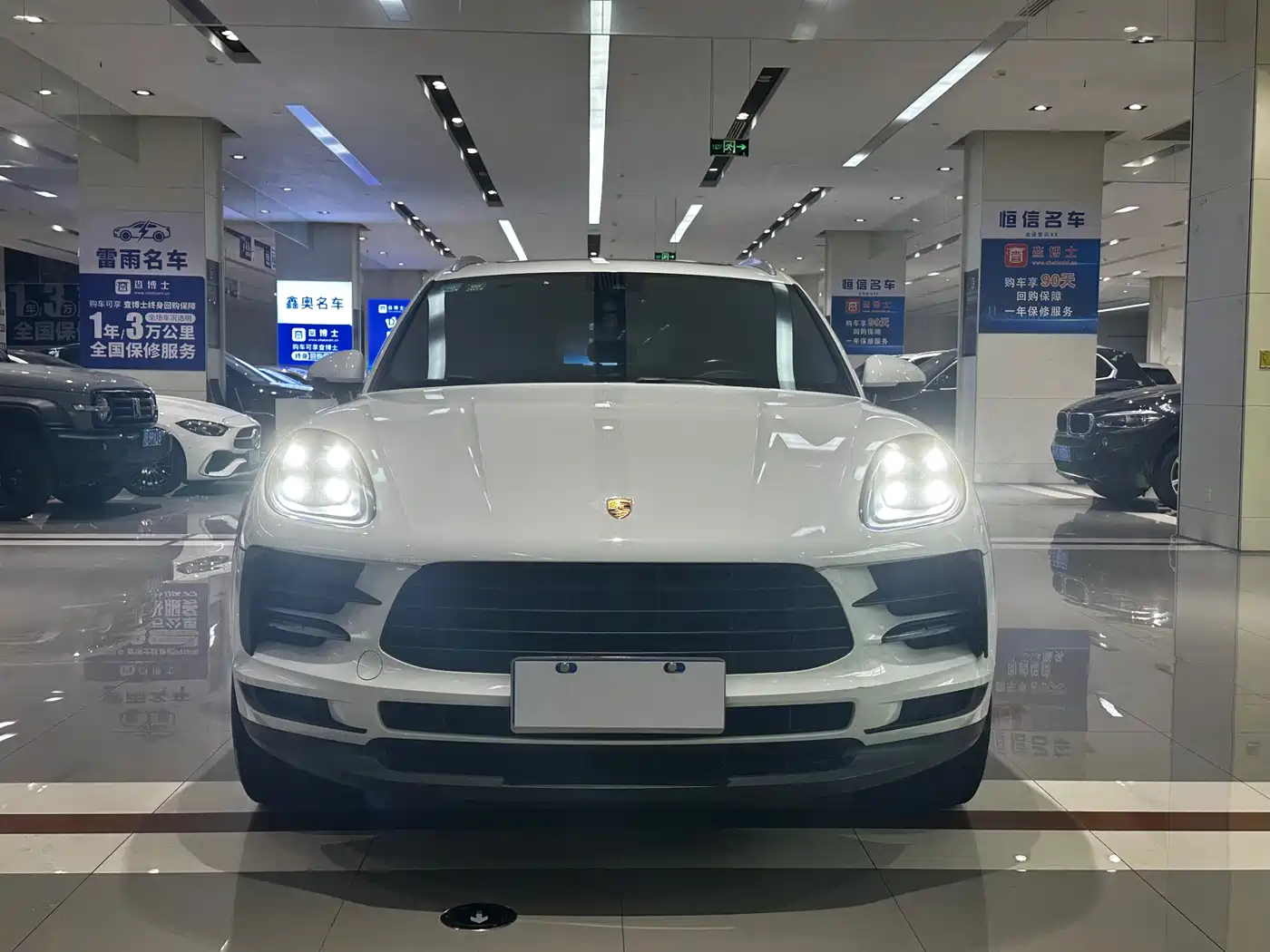 Porsche Macan 2020 Macan 2.0T фото 2