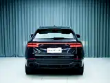 Фото 6 - Audi RS Q8