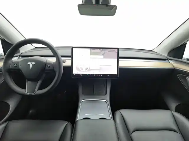 Tesla Model Y 2021 Standard Range Rear-Wheel Drive — фото 5