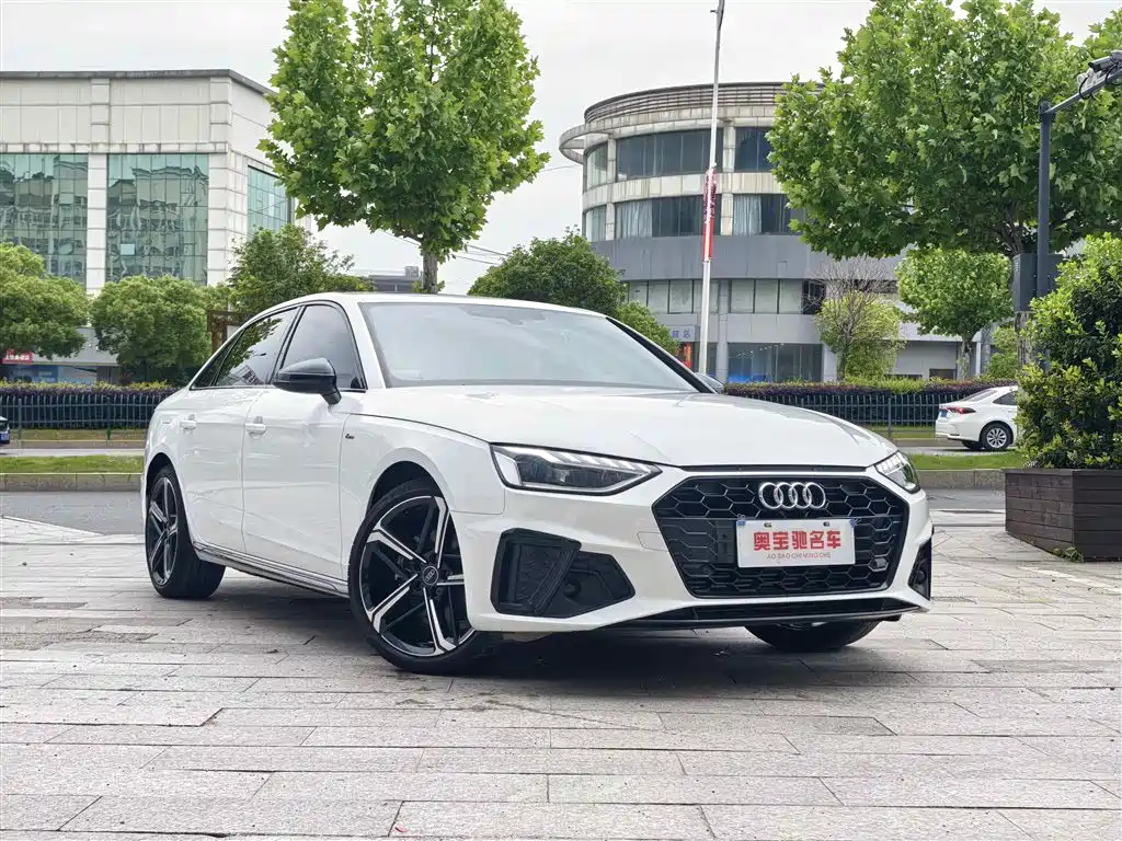 Audi A4L 2024 40 TFSI Luxury Dynamic фото 3
