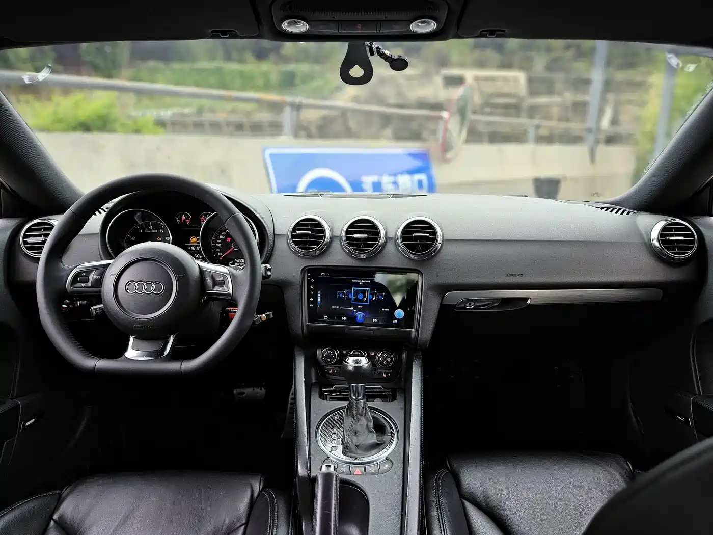Audi TT 2009 2008 Model TT Coupe 2.0TFSI