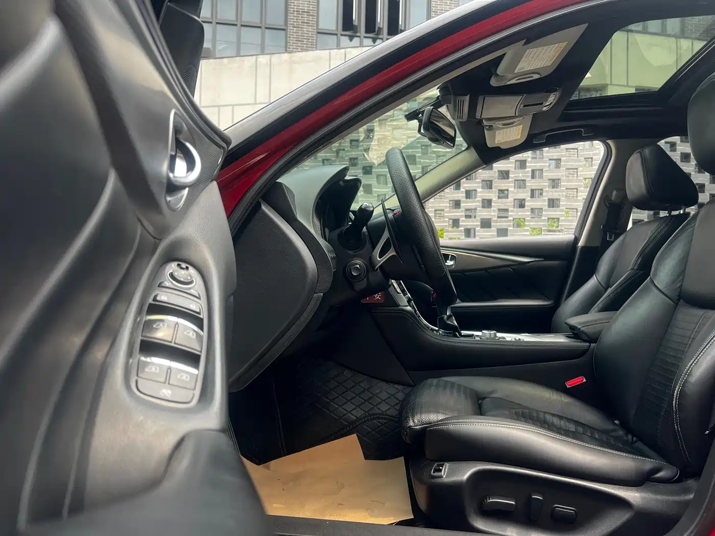 Infiniti Q50L 2015 2.0T Sport фото 23