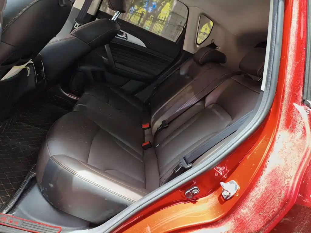 Changan CS35 PLUS 2019 2018 1.6L Automatic Cool Connect China V
