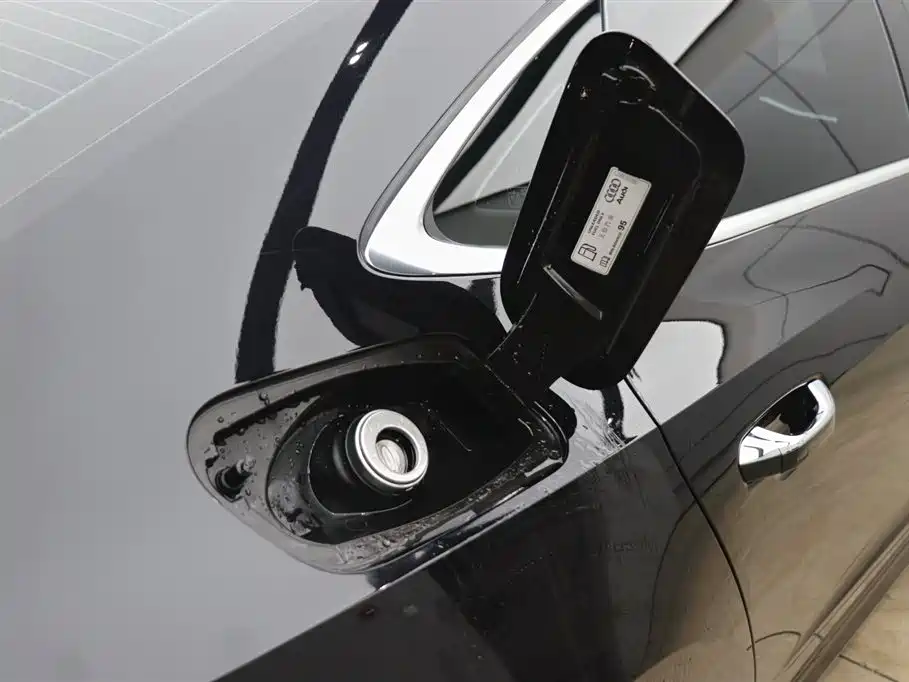 Audi A7L 2024 45TFSI S-line Dream Edition Crystal Package фото 31
