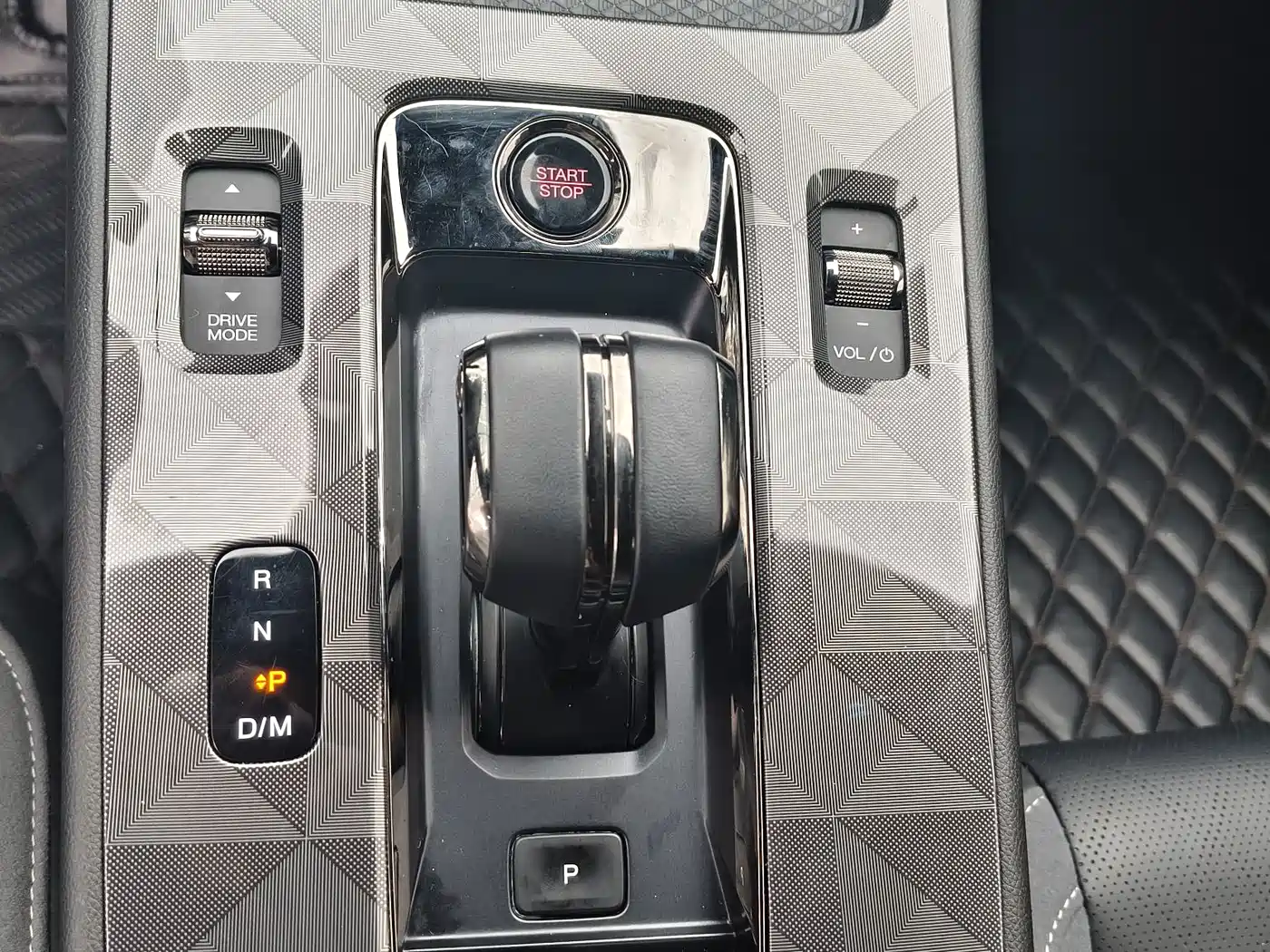 GAC Trumpchi Trumpchi Emkoo 2024 Model 400T Auto Shadow Leopard R MAX Edition фото 7