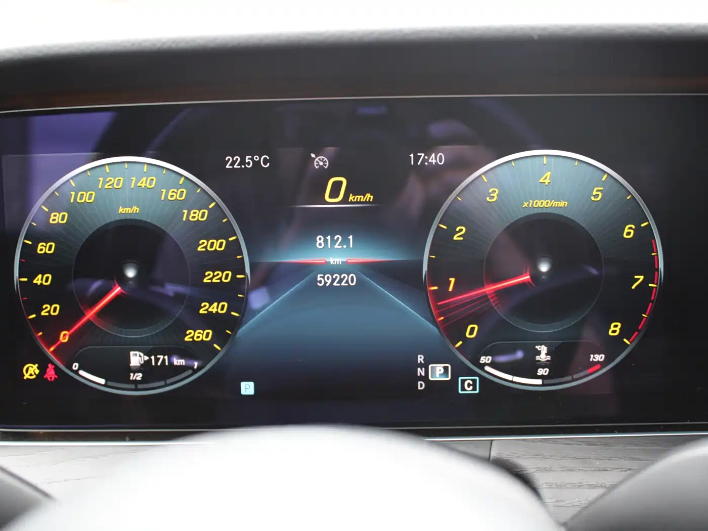 Mercedes-Benz E-Class 2022 E 300 L Sport Luxury фото 23