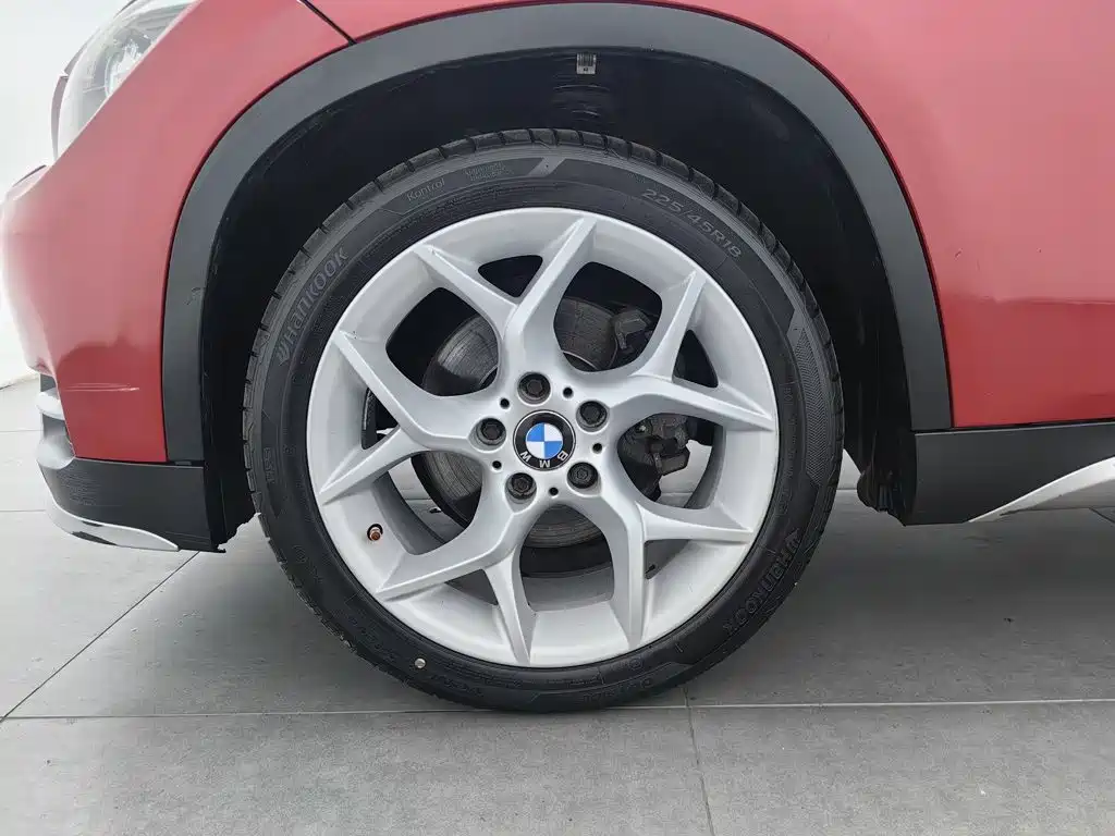 Фото 17 - BMW X1