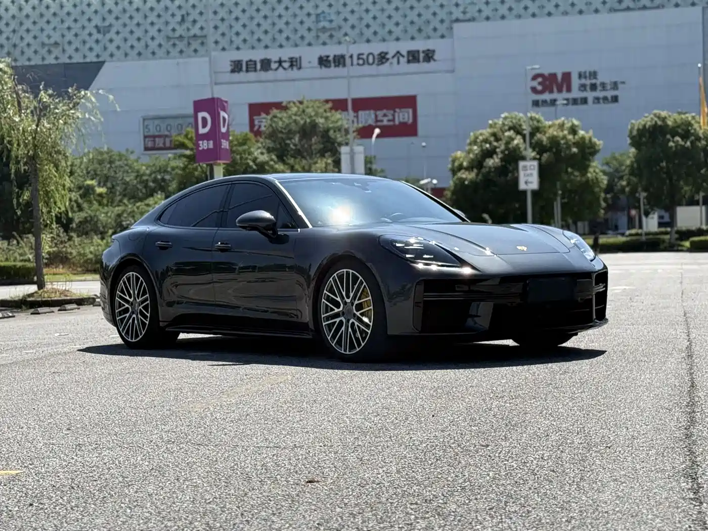 PORSCHE PANAMERA