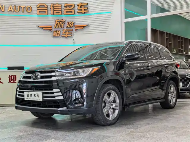 TOYOTA HIGHLANDER