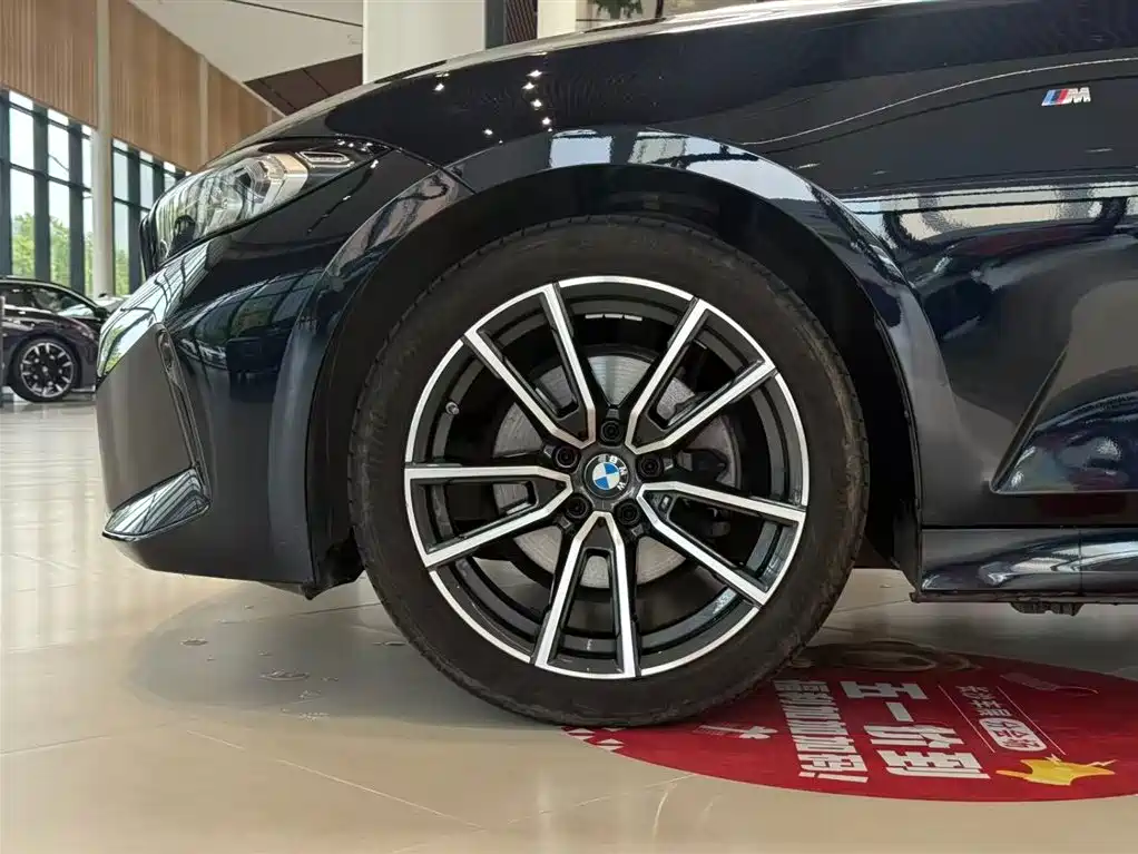 BMW 3 Series 2024 325Li M Sport Package фото 16