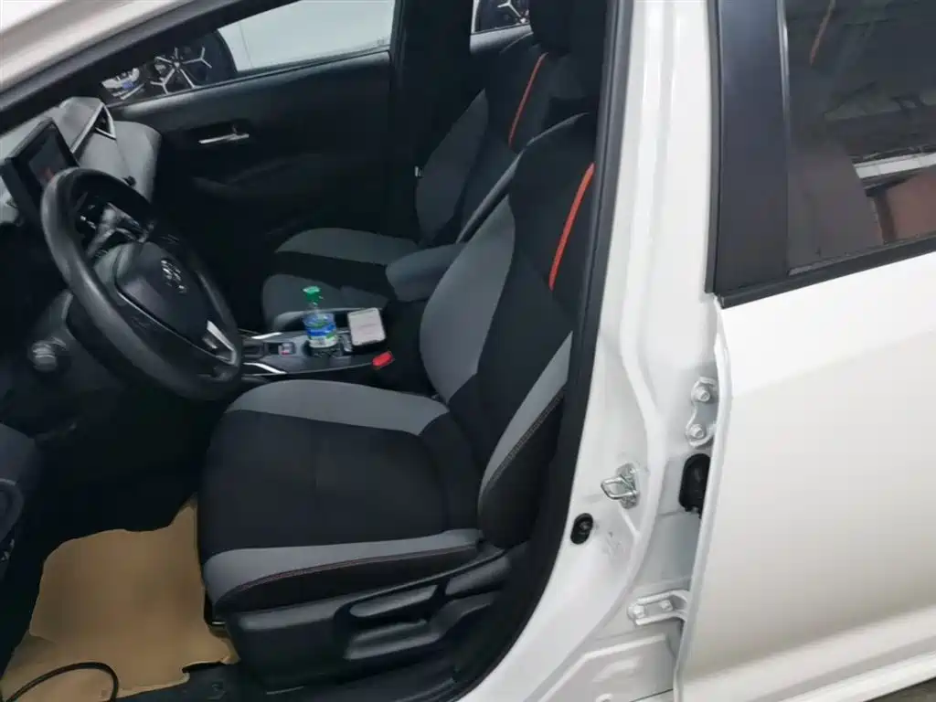 Toyota Corolla 2022 1.2T S-CVT Pioneer PLUS Edition фото 15