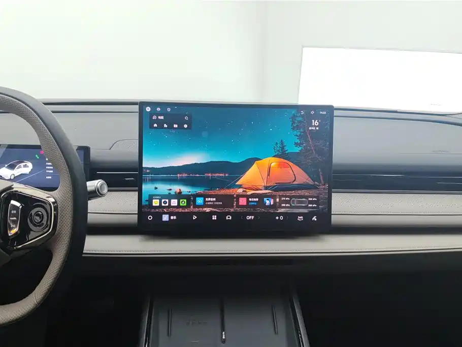 GEELY GALAXY GALAXY SPARKLE 8