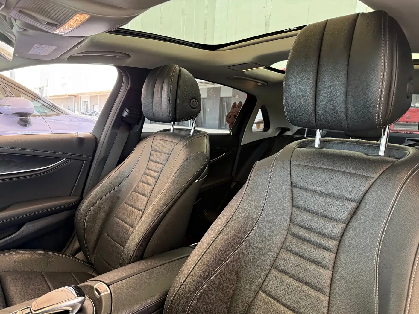 Mercedes-Benz E-Class 2018 E 200 L Sport фото 16