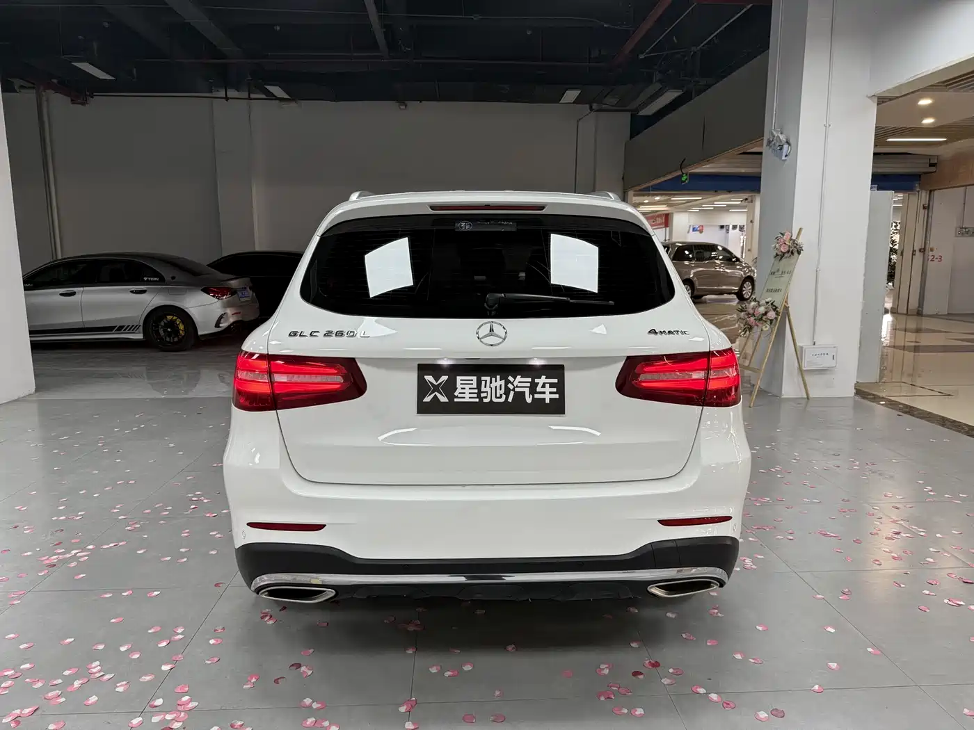 Mercedes-Benz GLC 2019 Facelift GLC 260 L 4MATIC Luxury фото 5
