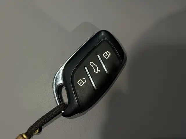 Roewe M7 DMH 2025 2025 Base