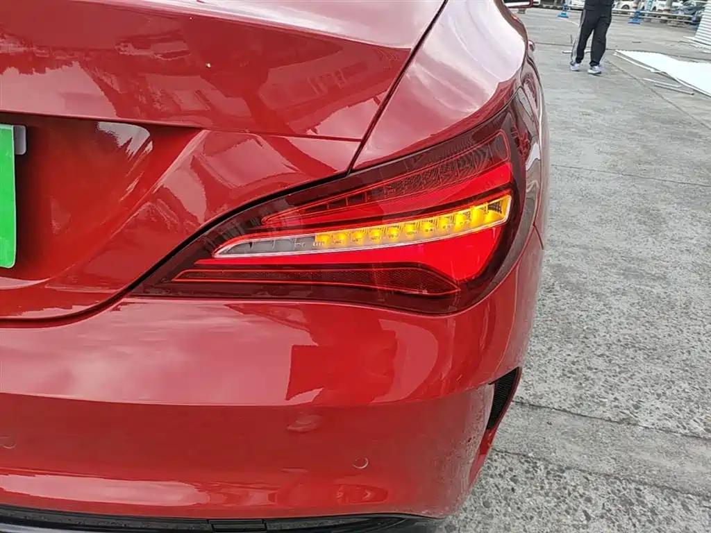 Mercedes-Benz CLA (Import) 2017 Facelift CLA 200 Style фото 8