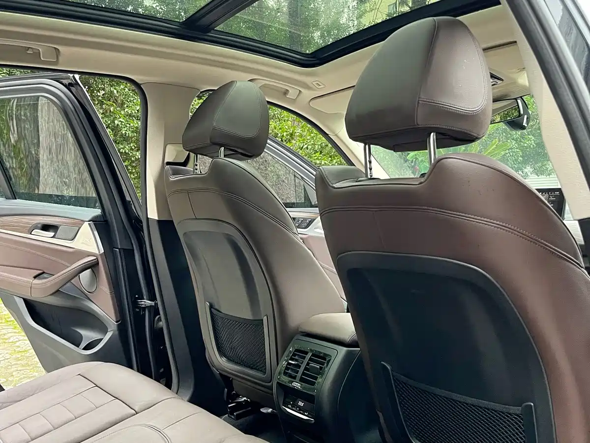 Photo 10 - BMW X3