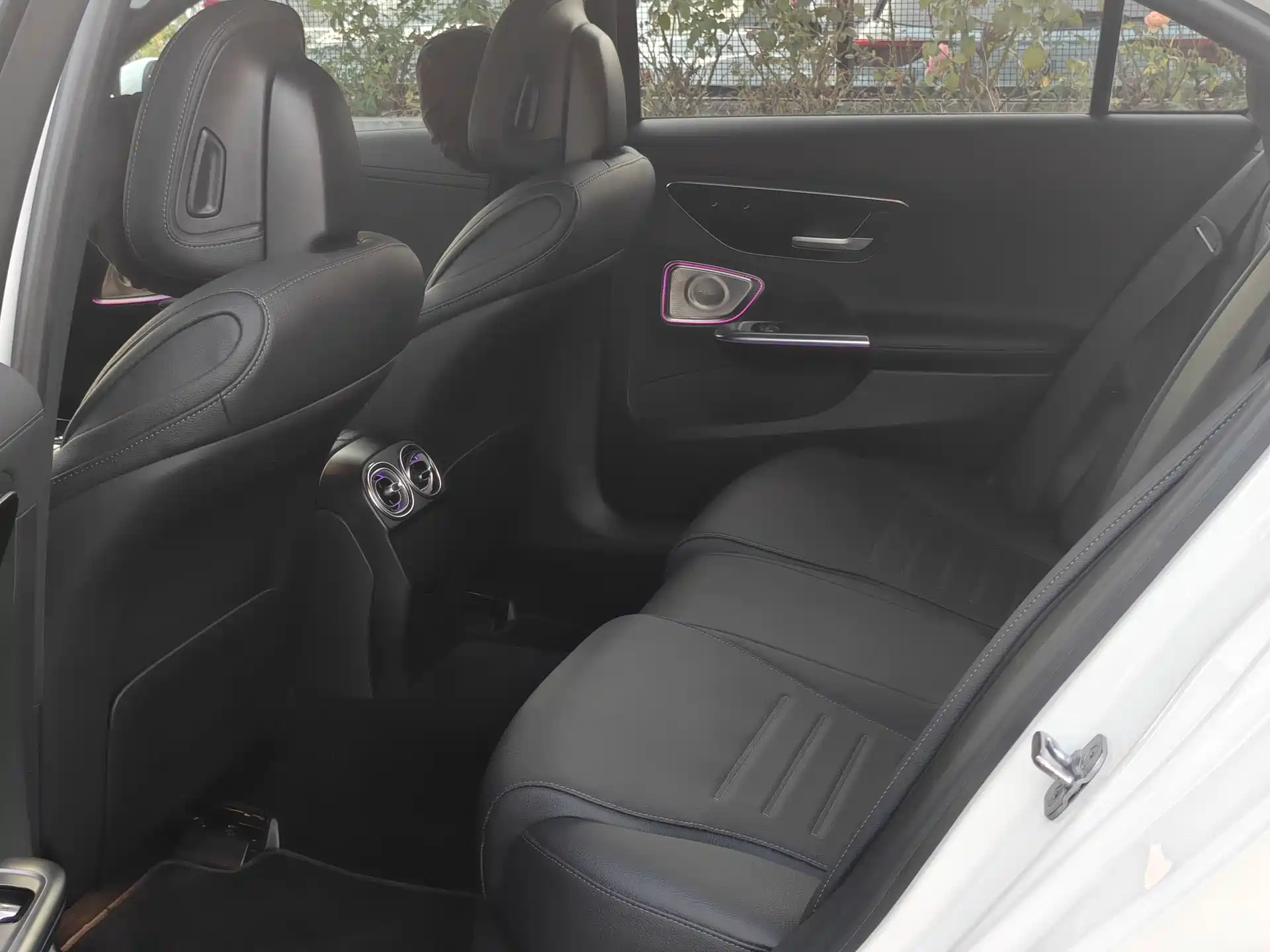Фото 15 - Mercedes-Benz C-Class