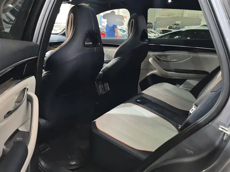 BYD Song PLUS PHEV 2023 Champion Edition DM-i 110KM Flagship фото 11